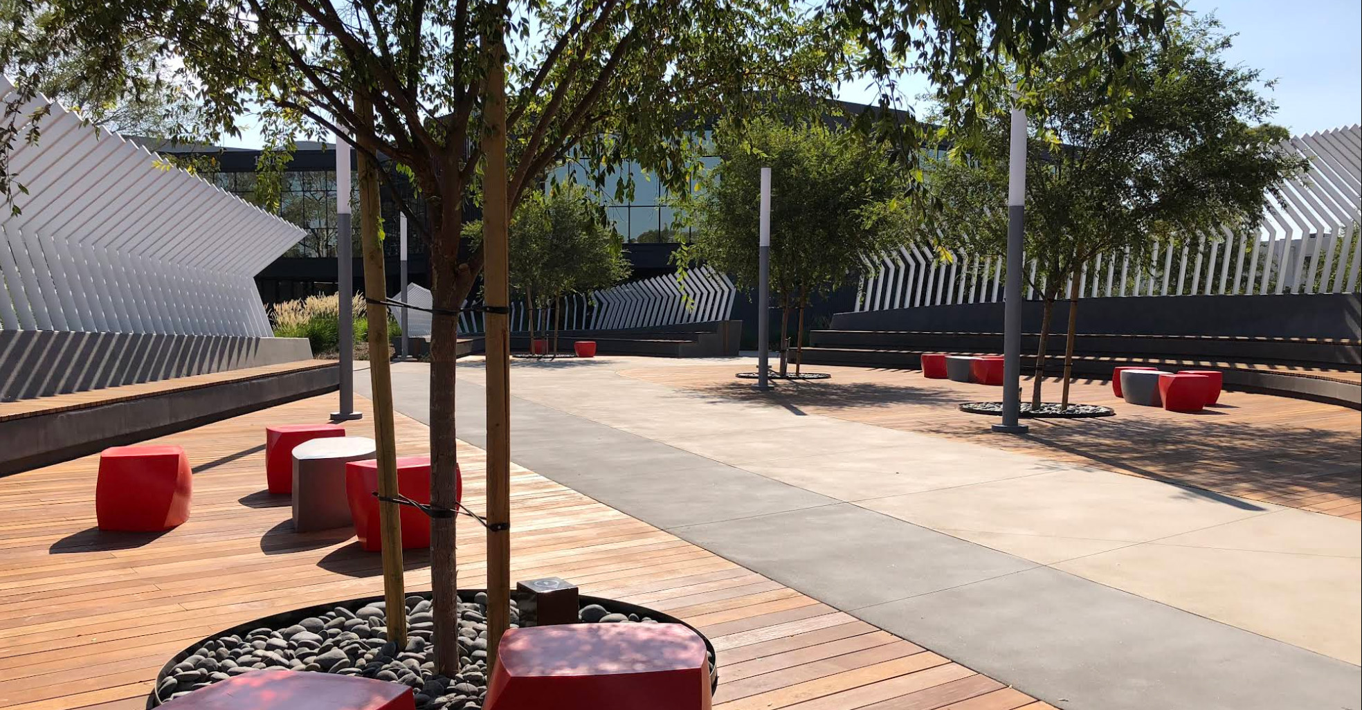 About WorldLink College